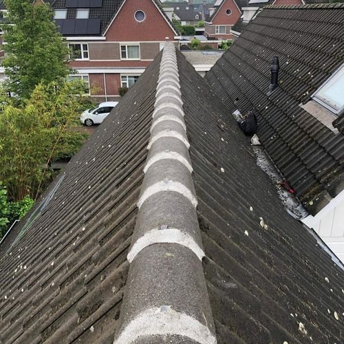 Ermelo Dakinspectie Ermelo aan de nokvorsten Dakinspectie Ermelo aan de nokvorsten